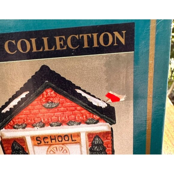 VTG Gift Collection Hand Painted Porcelain School Tea Light House New Christmas - Picture 12 of 12